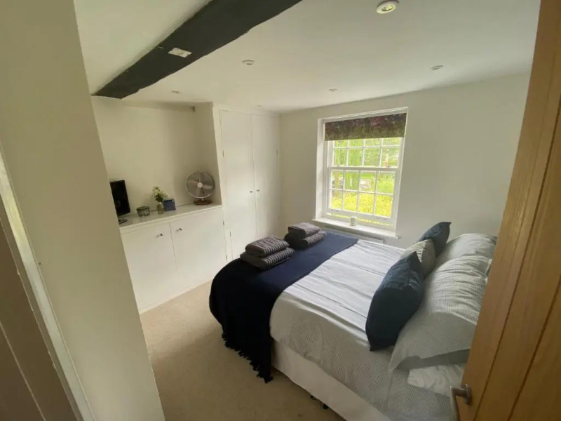 Amazing cottage right in the heart of Ewhurst Green, overlooking Bodiam Castle