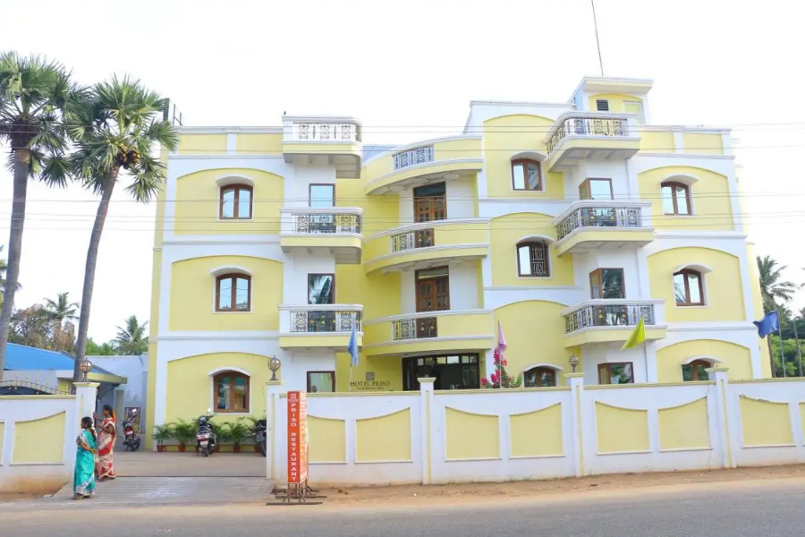 OYO 3471 Hotel Priso