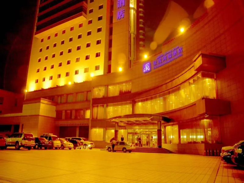 Aksu Hongfu Hotel
