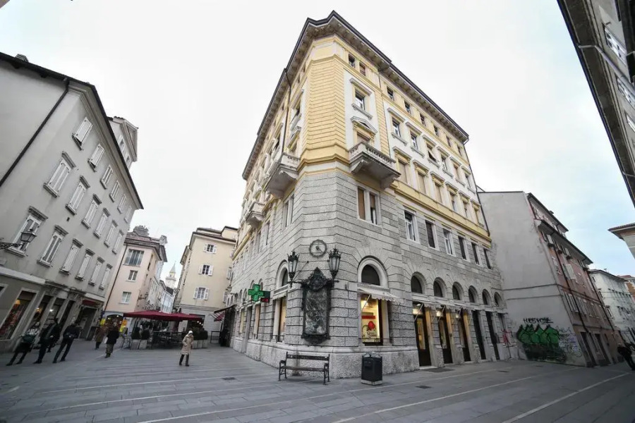 Navigando Rooms  Apartments