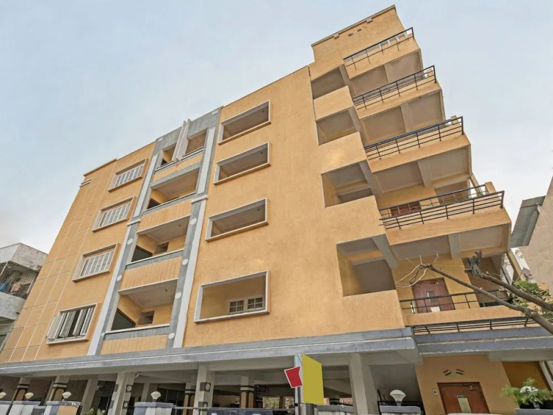 OYO 12984 Hotel Karwees Inn