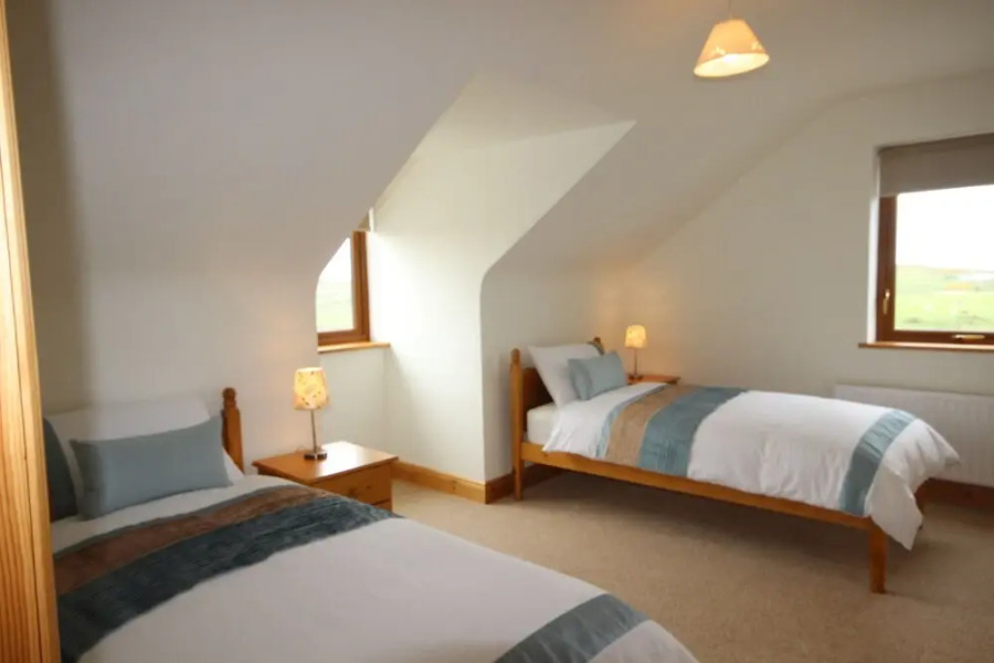 King's House, Cleggan