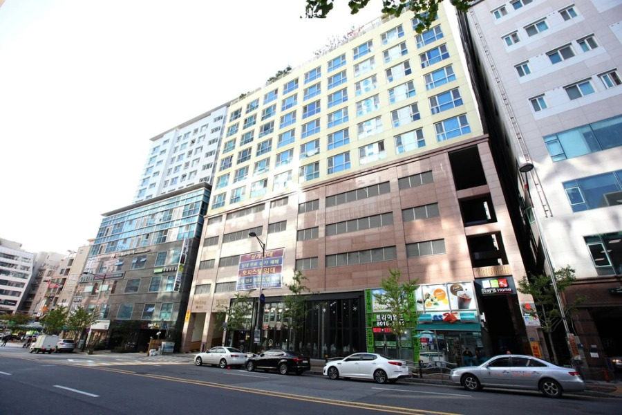 Stay and Home Residence