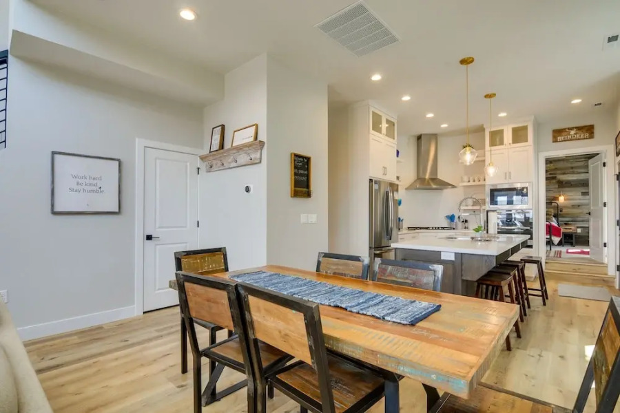 Near Skiing & Hiking: Mtn-view Home in Parowan!