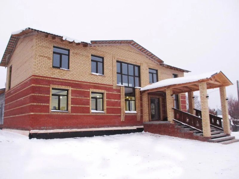 Гостевой дворик ЯR (ЯР)