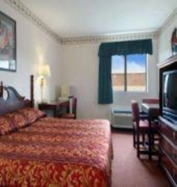 Super 8 Groves/Port Arthur Area