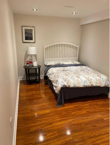 Luxury 2 bedrooms basement