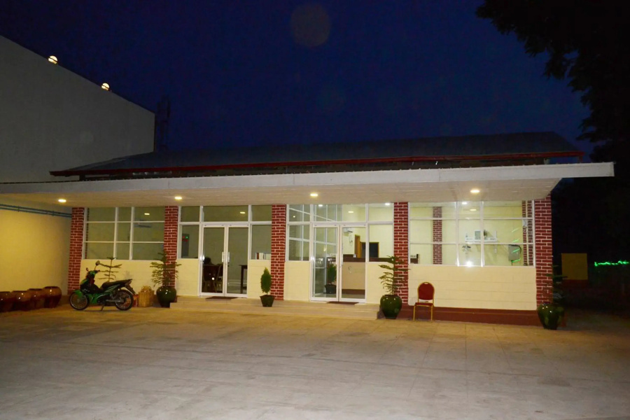 Diamond Popa Hotel
