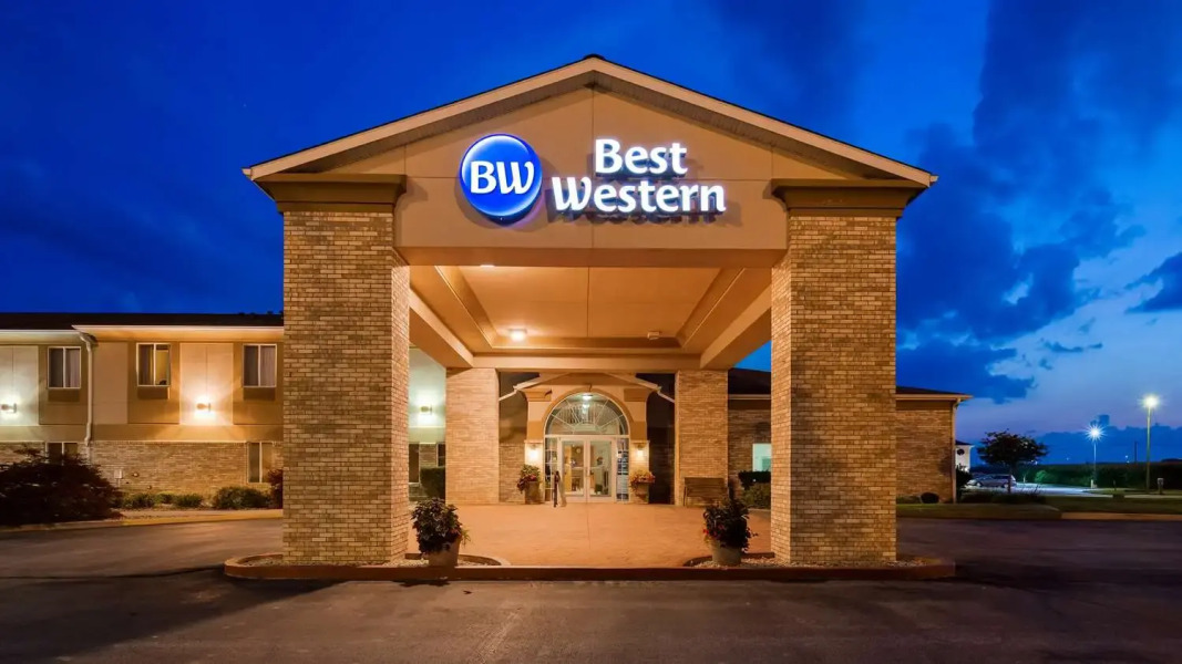 Holiday Inn Express Wapakoneta