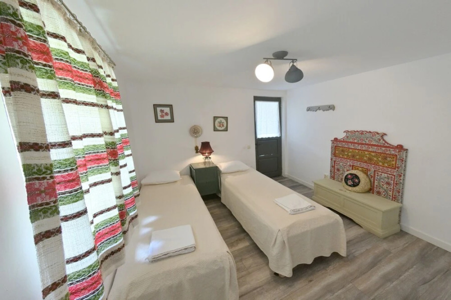 Alunis Retreat