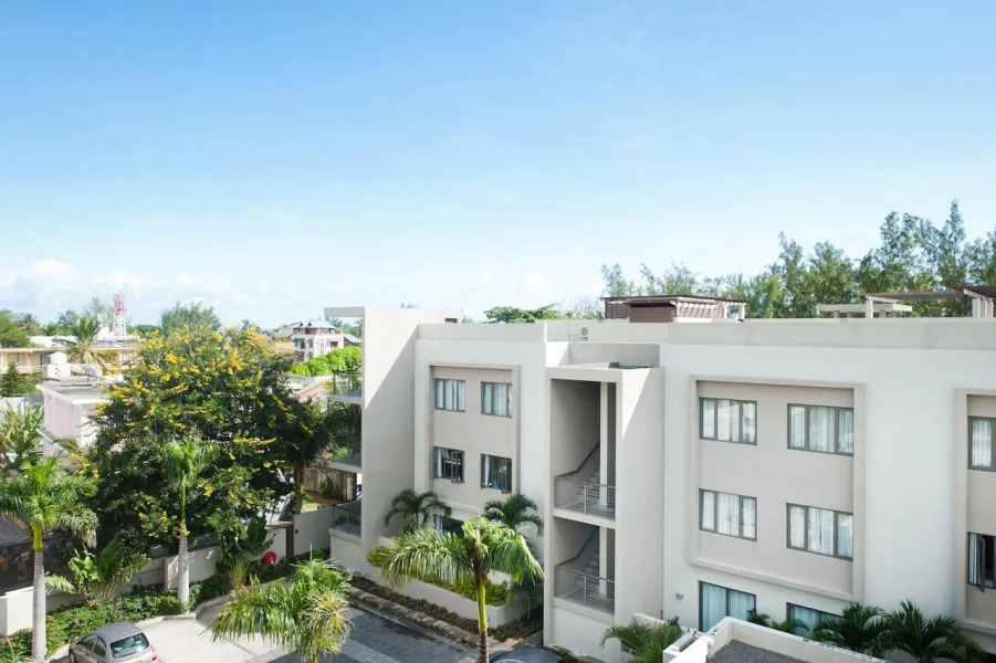 Element Bay Luxury Beach Apartments