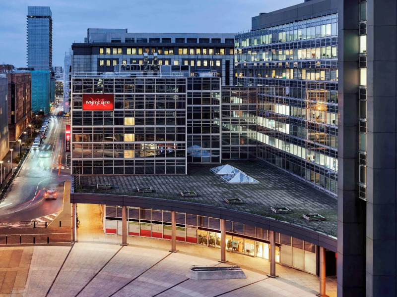 Residence Mercure Paris La Defense Grande Arche