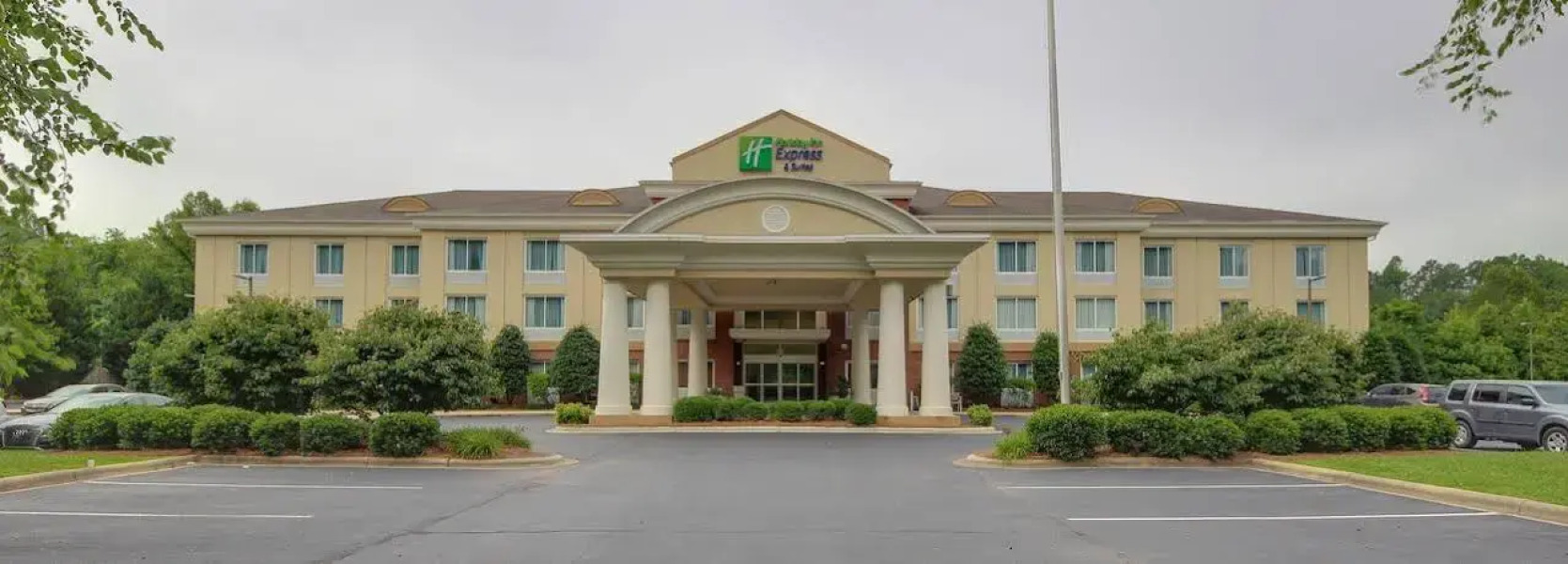 Holiday Inn Express & Suites Sylva - Western Carolina Area by IHG