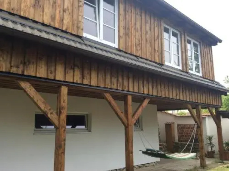 Villa Sirius in center of CB.