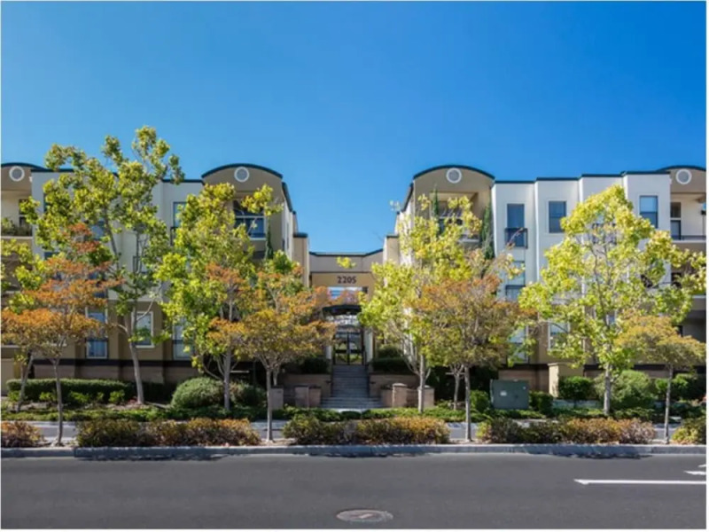 Global Luxury Suites Bridgepoint Circle