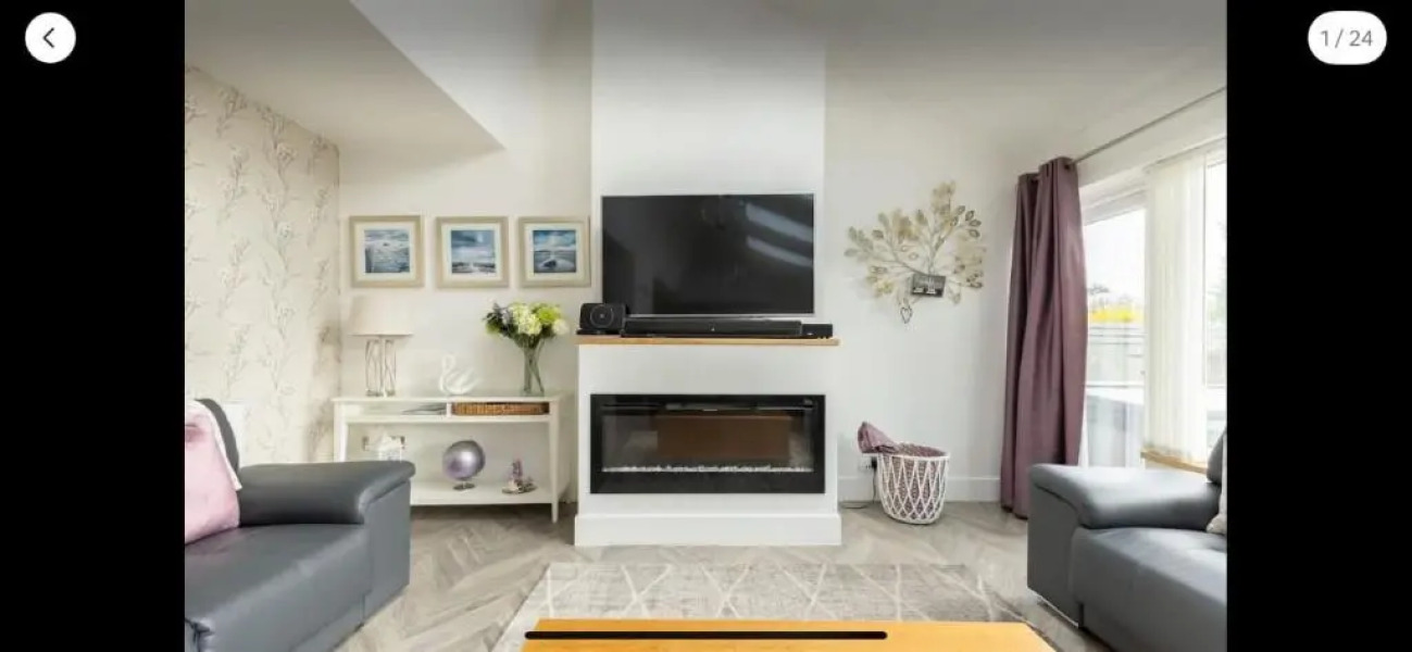 Luxury Bungalow with hot tub in Newquay Cornwall