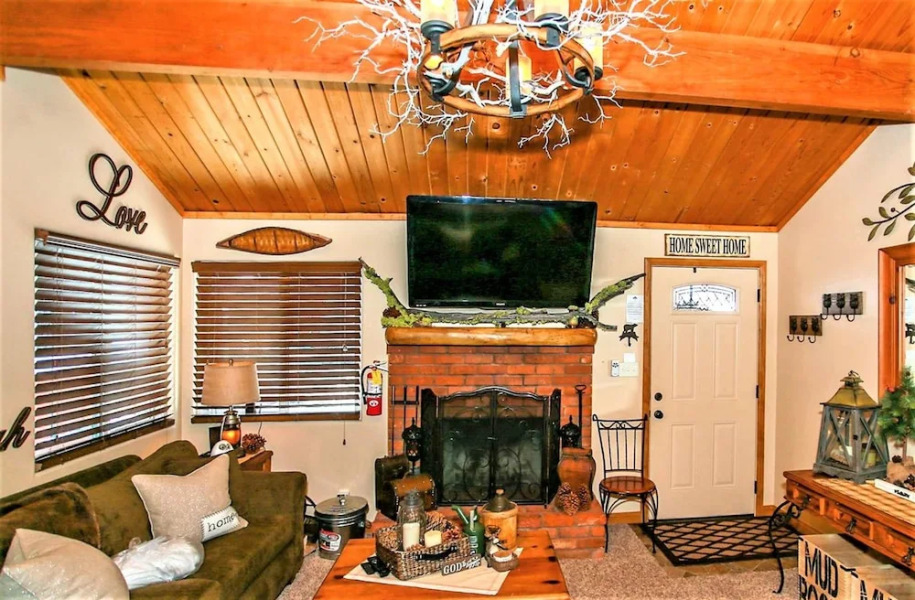 Fawnskin Pines-1844 by Big Bear Vacations