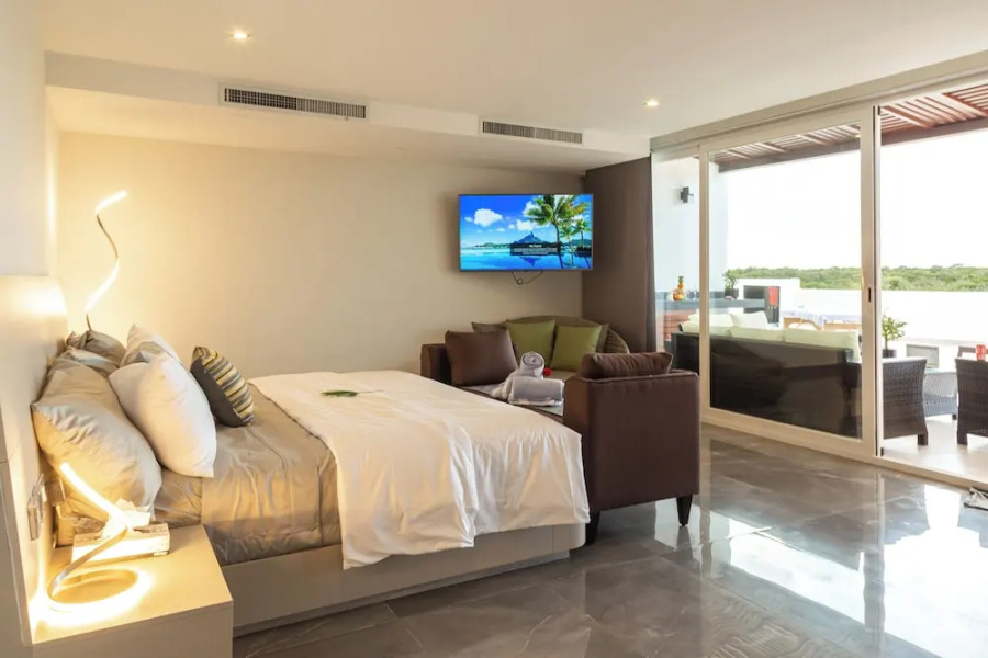 Amazing Top Floor Apartments BBQ Pool Sea View Jungle View