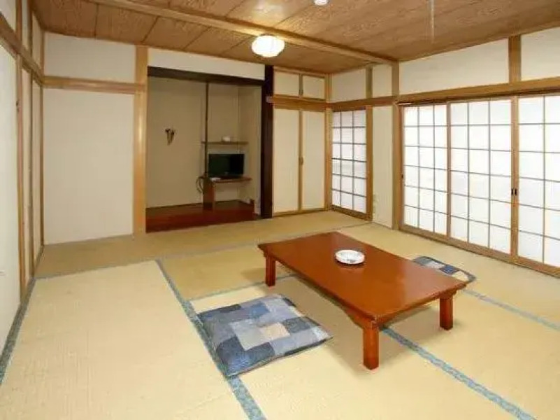 Ryokan Minshuku Kamoya