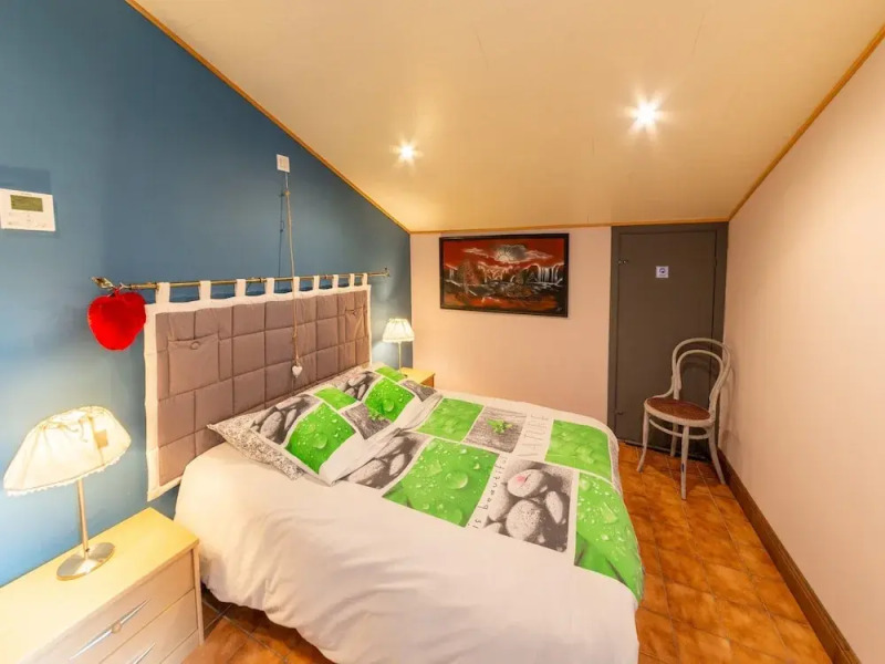 Expansive Holiday Home in Ardennes with Hot Tub