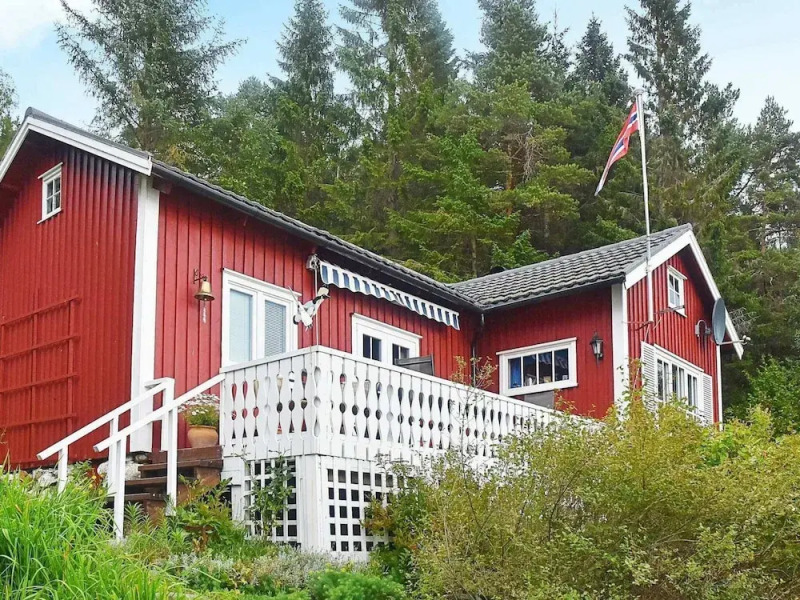 5 Person Holiday Home in Molde