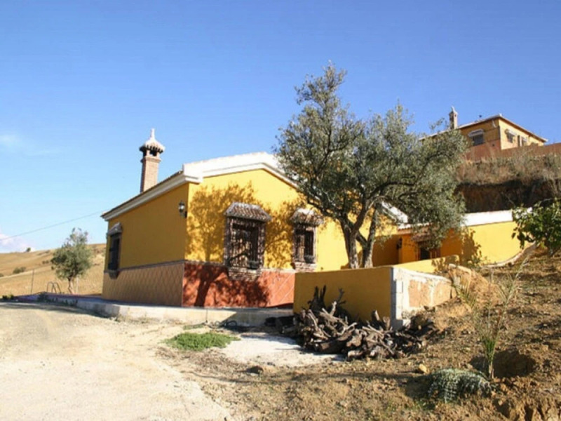 Villanueva 100609 3 Bedroom Villa By Mo Rentals