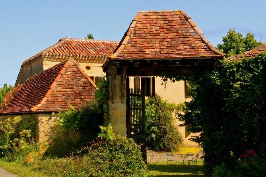 House With 4 Bedrooms in Peyre, With Private Pool, Enclosed Garden and