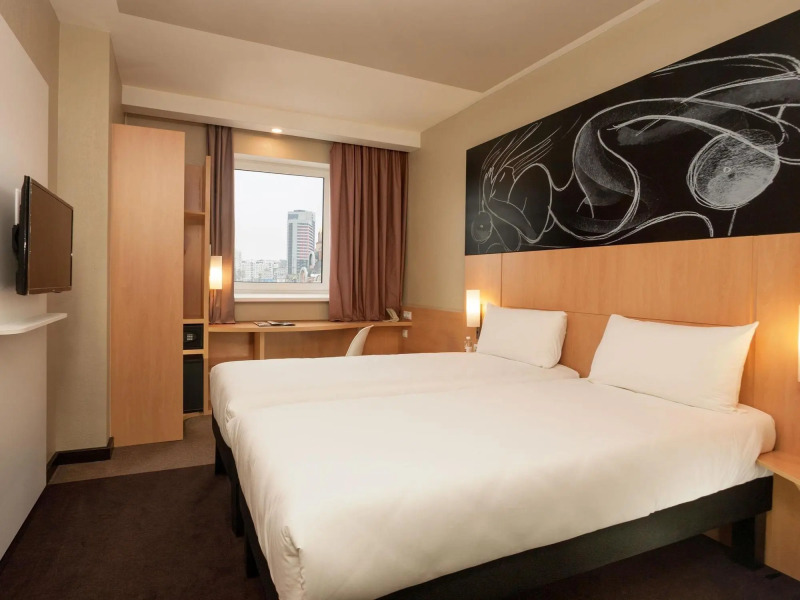 ibis Киев Вокзал