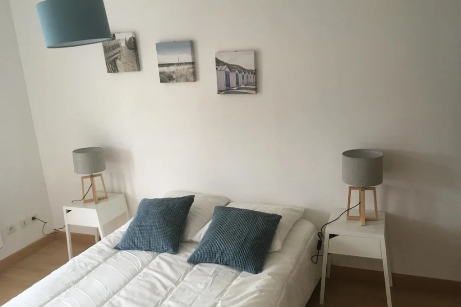 Maison vue mer au port de Meyran