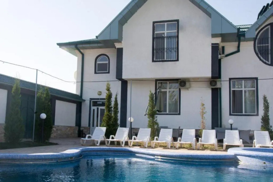 "B&B Lake House" HOTEL