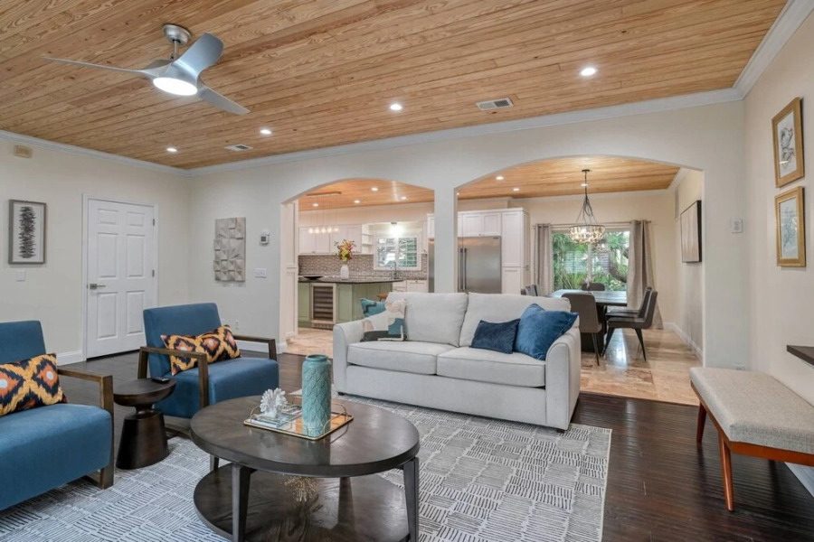 Golden Mile Beach Retreat