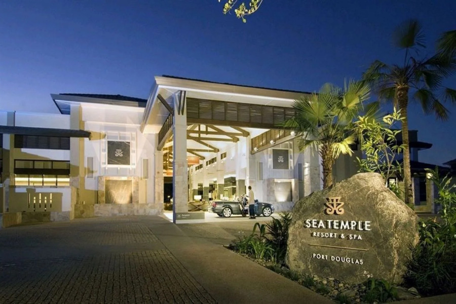 Pullman Port Douglas Sea Temple Resort and Spa