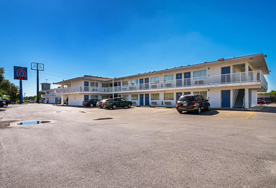 Motel 6 Corpus Christi, TX - Northwest