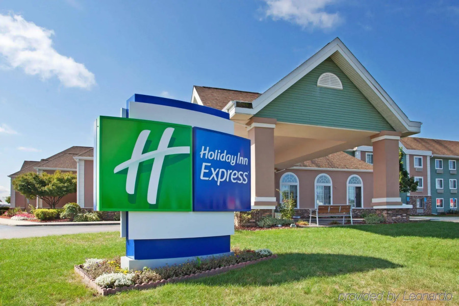 Holiday Inn Express Birch Run - Frankenmuth Area by IHG