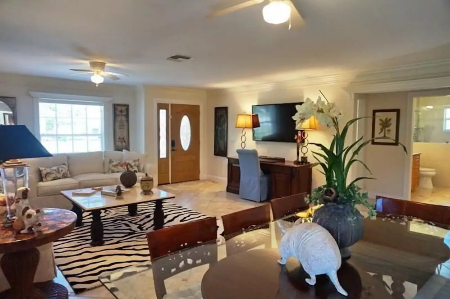 NP100TH 712 3 Bedroom Holiday Home by Marco Naples Vacation Homes
