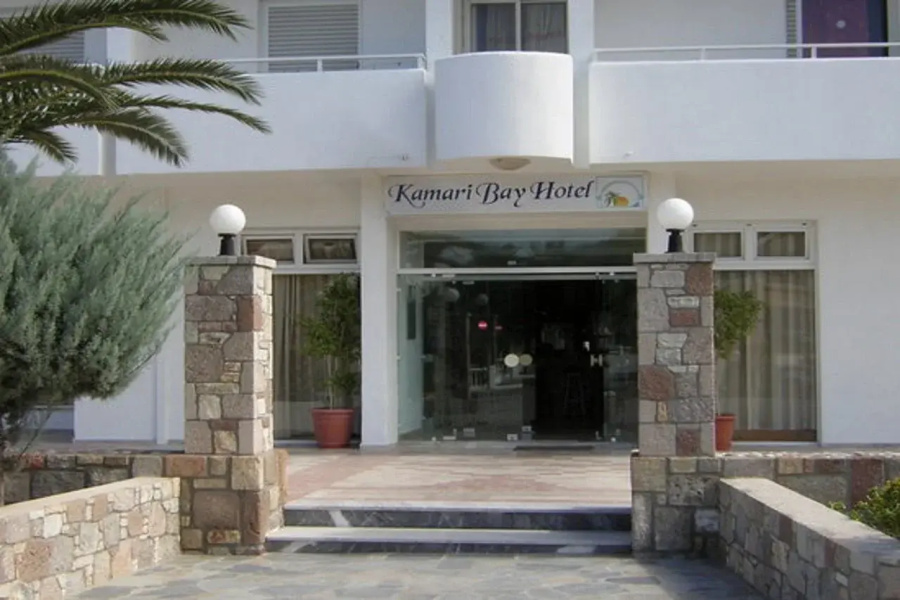 Kamari Bay Hotel