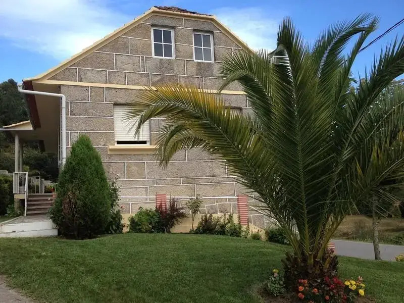 House in Nigran, Pontevedra 102011