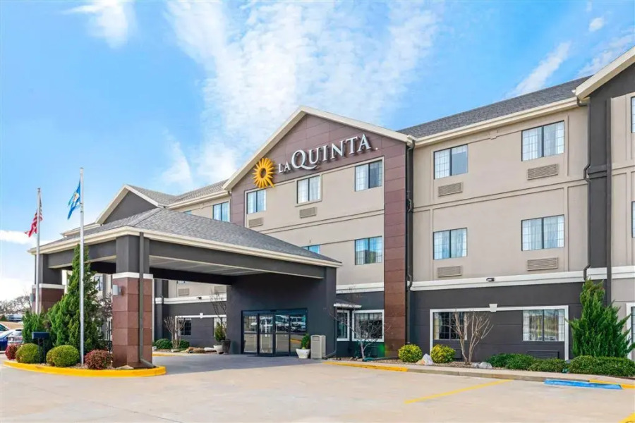La Quinta Inn & Suites by Wyndham Ada