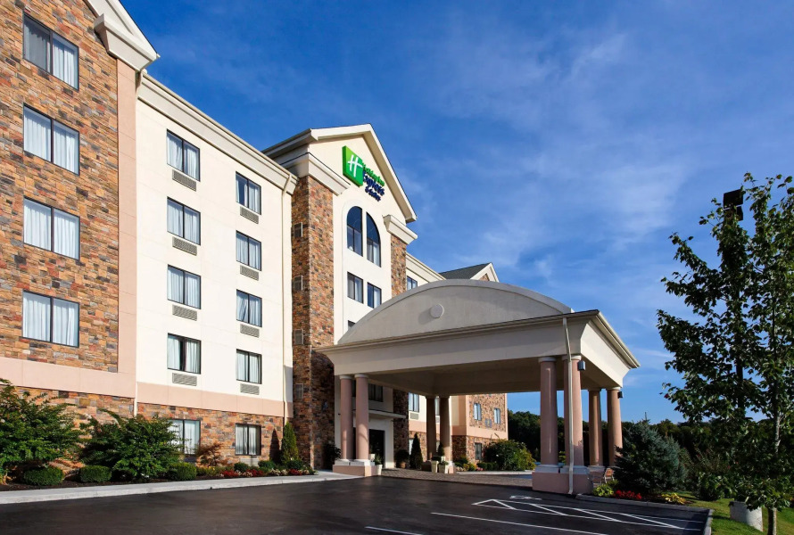Holiday Inn Express Hotel and Suites Kingsport by IHG