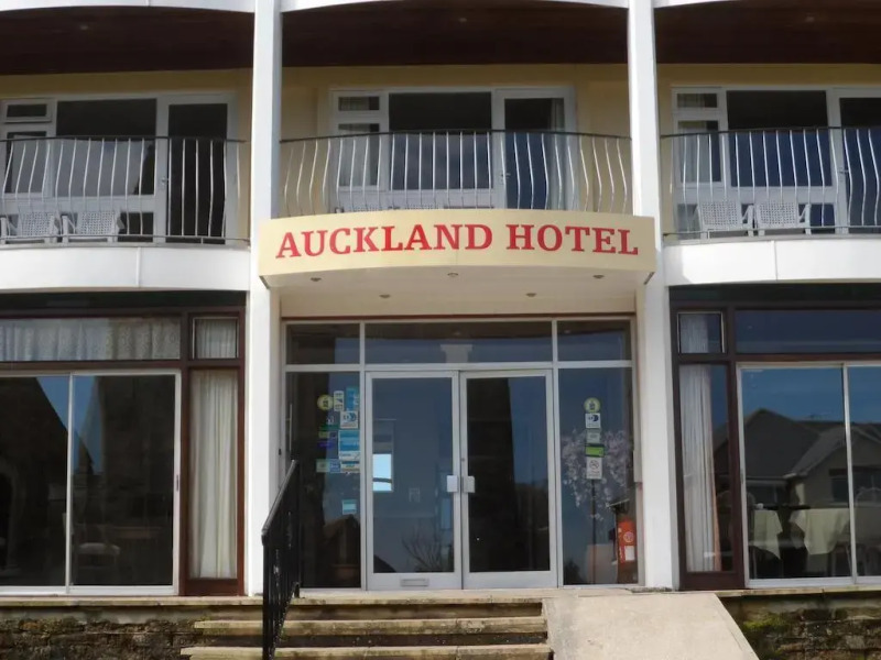 Auckland House