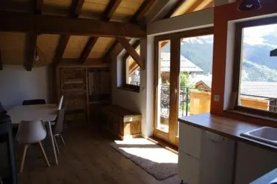 Petit Chalet Vieux Bois