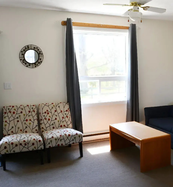 Lions Head Beach Motel & Cottages