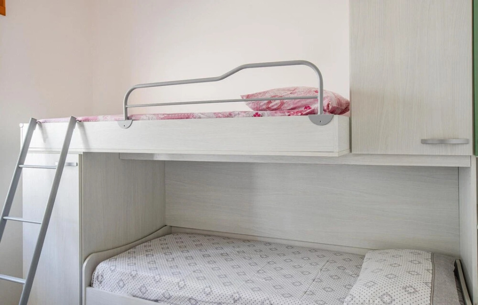 Beautiful Apartment in Tortora With 2 Bedrooms and Wifi