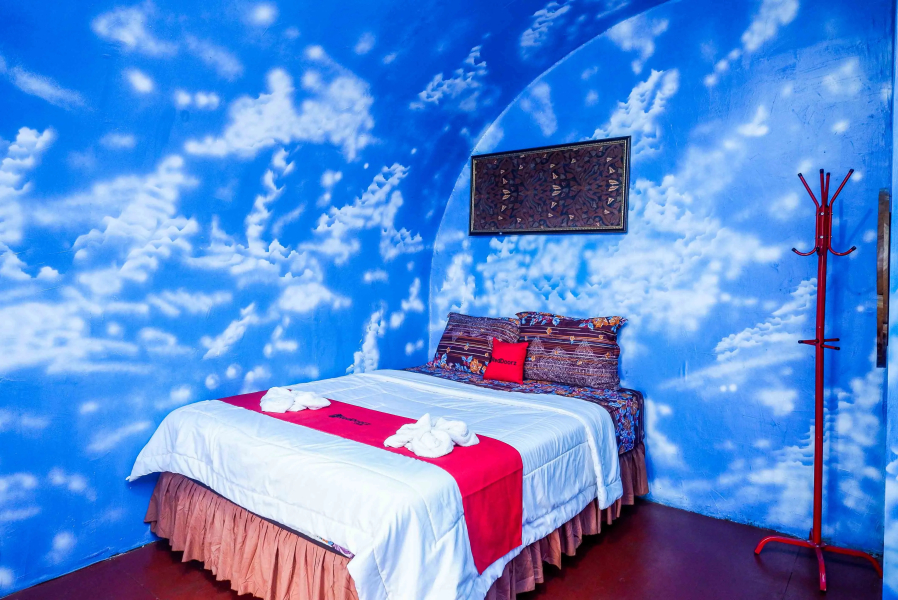 RedDoorz @ Guci Tegal