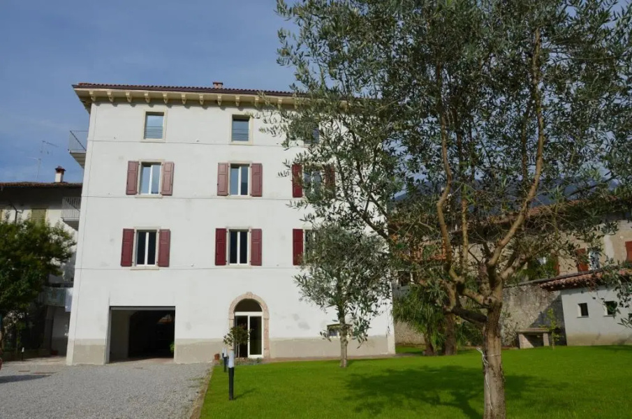 Palazzo Oltre