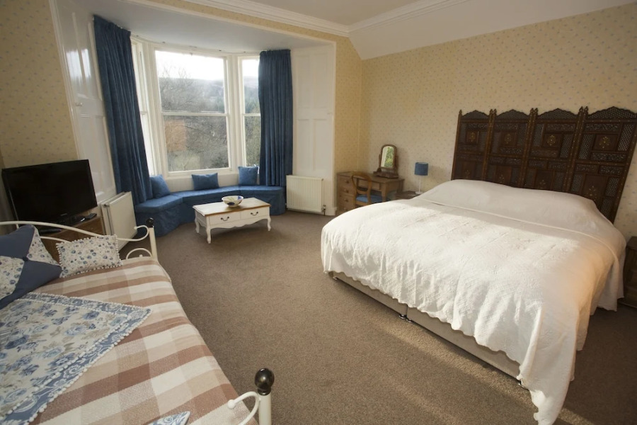 Broadmeadows Farmhouse B&B