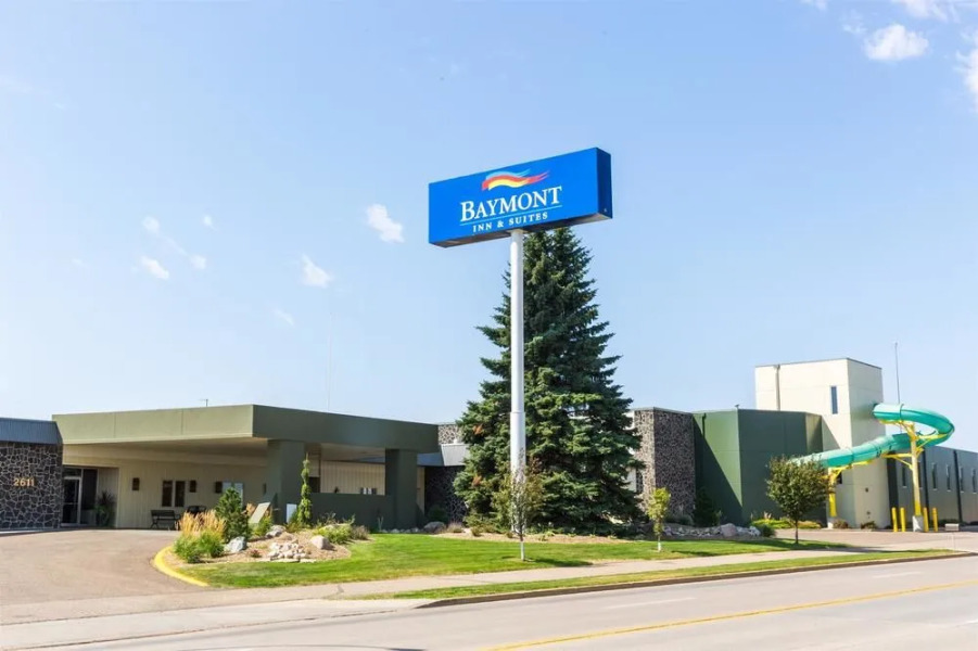 Baymont Inn & Suites Mandan Bismarck Area