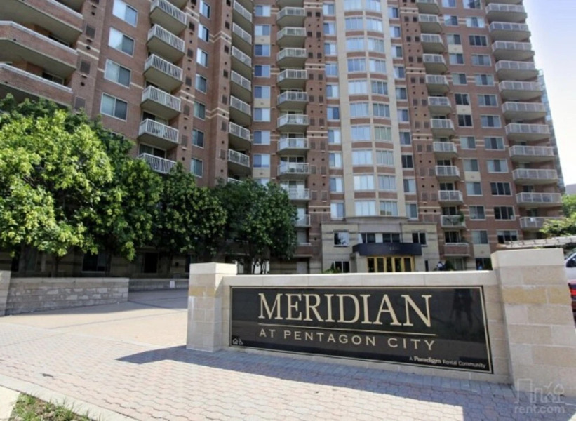 Global Luxury Suites at Pentagon City South