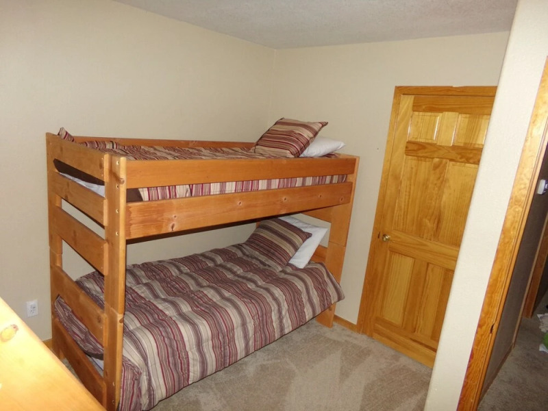 Prospector Village 5 Bed 4 Bath