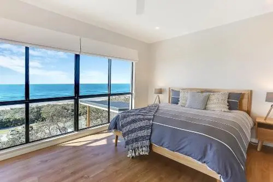 Castaways Beach Escape